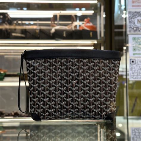 conti pouch goyard|goyardine conti pouch.